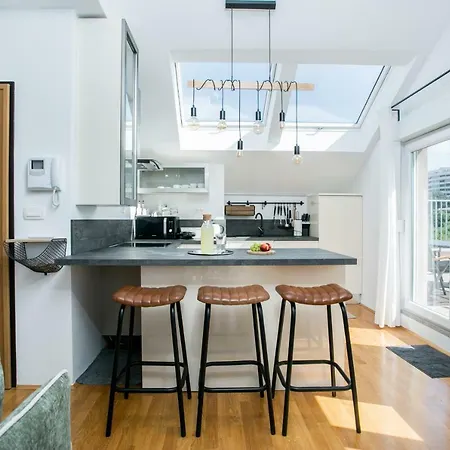 Luxury Penthouse Queen