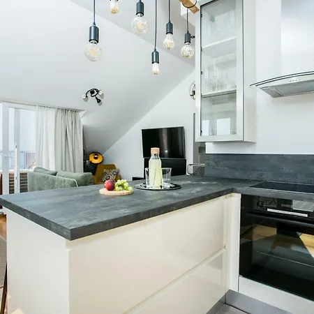 Luxury Penthouse Queen